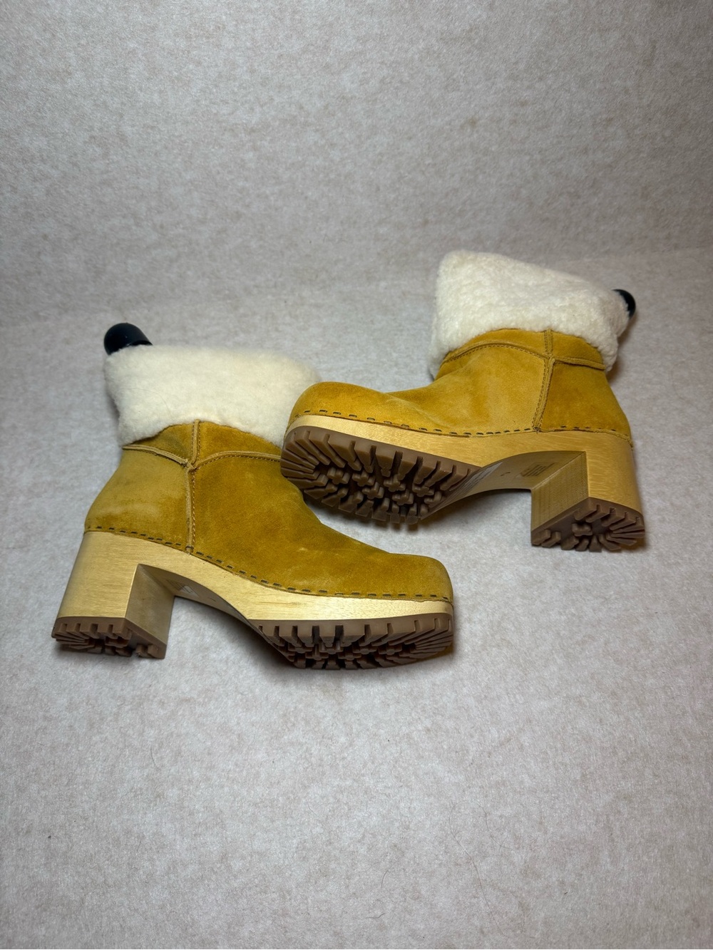 MIA Mustard Yellow Jildie Suede Ankle Boots White Shearling Fur Leather Size 7M - Picture 4 of 10